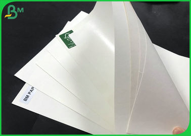 O Livro Branco da única superfície material do revestimento plástico do PE 15gsm do copo da parede cobre