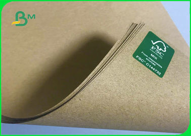 100GSM 120GSM reciclou o rolo do papel de embalagem de Brown para sacos de mantimentos