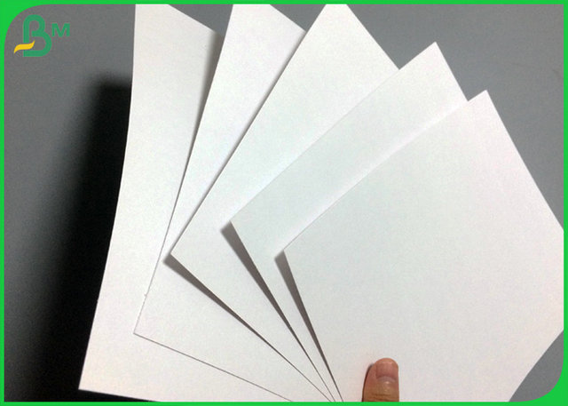 A madeira pura reduz a polpa o papel branco 0.45mm do cartão para o indicador de umidade