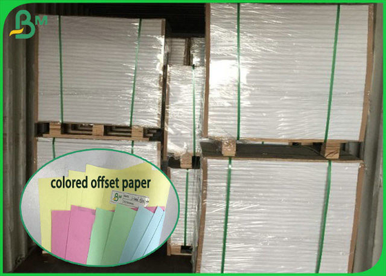 O Virgin 100% coloriu deslocado imprimindo a superfície lisa de papel de Paper&amp; Bostial