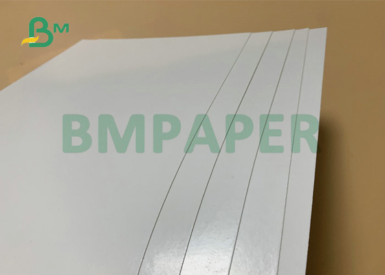 O PE revestiu o papel para o PE das placas de papel 300gsm +18g no rolo
