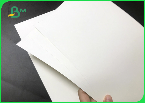 O Livro Branco sem revestimento de produto comestível 190gsm 210gsm rola 700mm para o papel baseado do copo