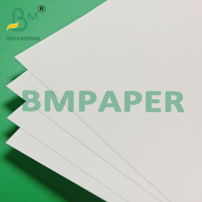 Papel sintético em papel de PP à prova d'água branco brilhante para cartazes