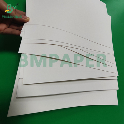 200gm 250gm Papel Kraft Branco Para Sacos de Compras Resistente a Lágrimas 72 x 102cm