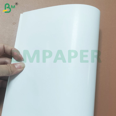 130 gm Folhas de papel de arte brilhante de dois lados para cartazes em reams