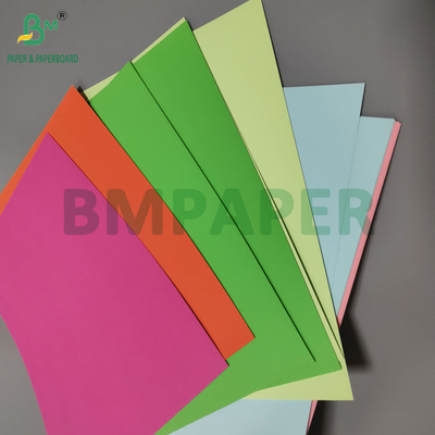 80gm 110gm Cor não revestida Bristol Paper Board para escolas de artesanato 61 x 86cm