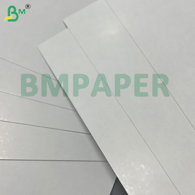 300gsm 320gsm 50*70cm  Papel para Cartas de Jogos com Núcleo Preto/Azul, Dupla Face, Brilho e Alta Rigidez