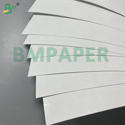 300gsm 320gsm 50*70cm  Papel para Cartas de Jogos com Núcleo Preto/Azul, Dupla Face, Brilho e Alta Rigidez