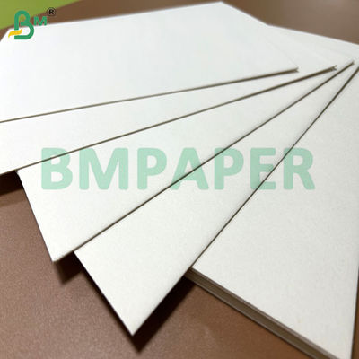 1.5mm 1.6mm Material virgem Papel absorvente branco para calçadas de hotel 70 x 100cm