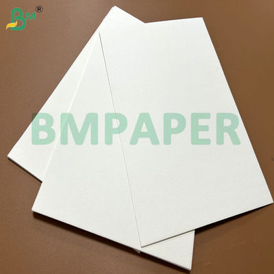 1.5mm 1.6mm Material virgem Papel absorvente branco para calçadas de hotel 70 x 100cm