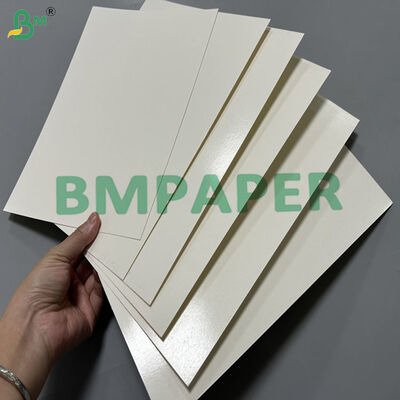 300 gm + 15 PE Papel de rua à prova de gordura para fabricação de bandeja de alimentos 594 x 841 mm