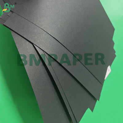 250gm 300gm Papel de cartão preto para embalagem de jóias Excelente capacidade de impressão