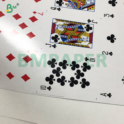 Alta Branqueza 300 GSM Linho Finish Core Negro TCG Cardstock