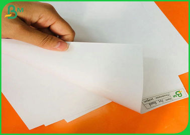 150gm 200gm Papel revestido de cor branca brilhante para fazer papel de embrulho de presentes