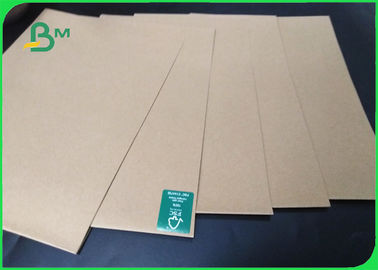 Rollos de cartão Kraft Liner não branqueados 126 gm - 440 gm Cor Marrom
