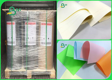 60 70 80gm Papel sem madeira / Offset Papel Creme ou Outro Outro Cor em Rolo