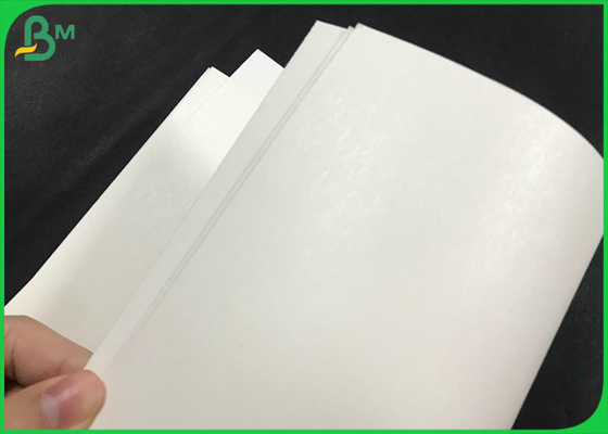 O PE descorado impermeável da cor 190gsm+18PE revestiu o papel do copo para produzir o fã do copo